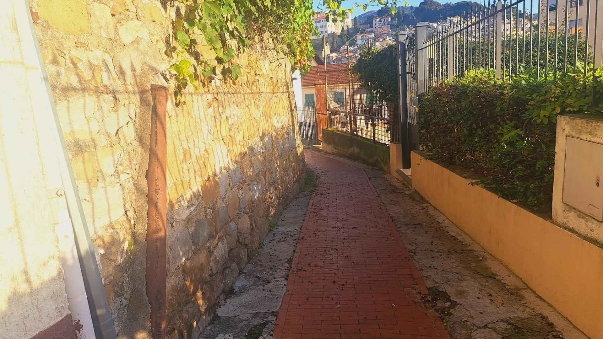 Casa Fiori - Zona Centrale Sanremo , 7 Min Dalle Spiagge