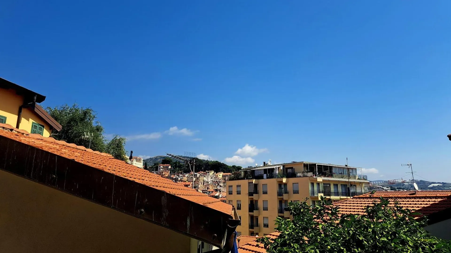 Casa Fiori - Zona Centrale Sanremo , 7 Min Dalle Spiagge