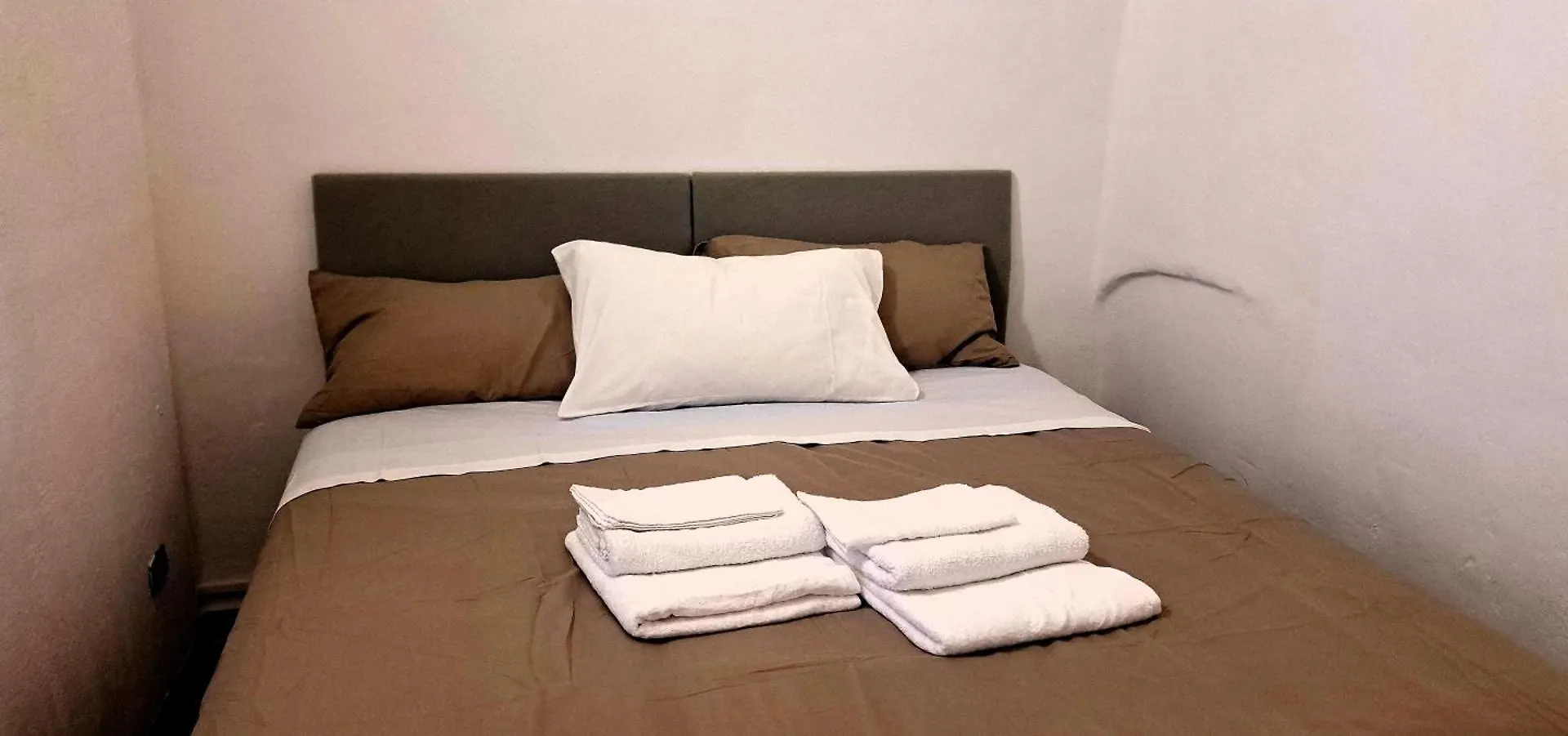 Apartment Casa Fiori - Zona Centrale Sanremo , 7 Min Dalle Spiagge Italy