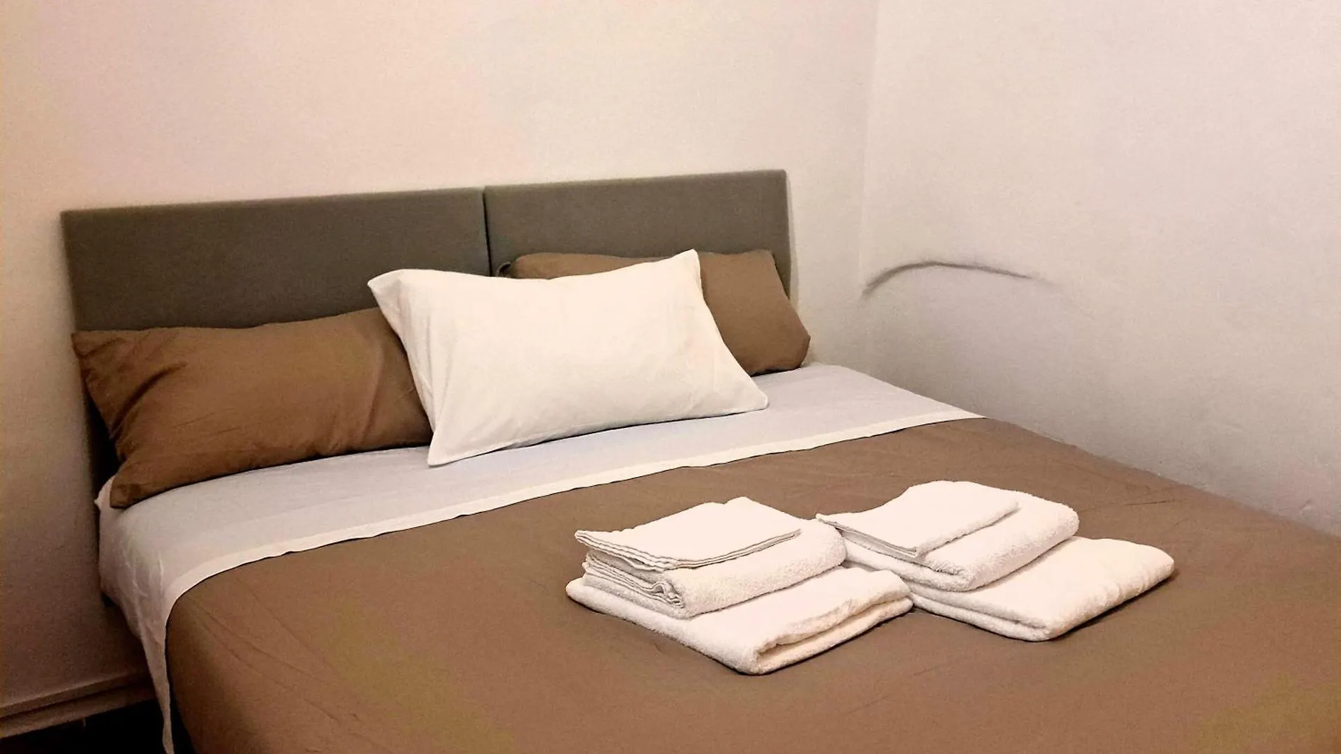 Casa Fiori - Zona Centrale Sanremo , 7 Min Dalle Spiagge
