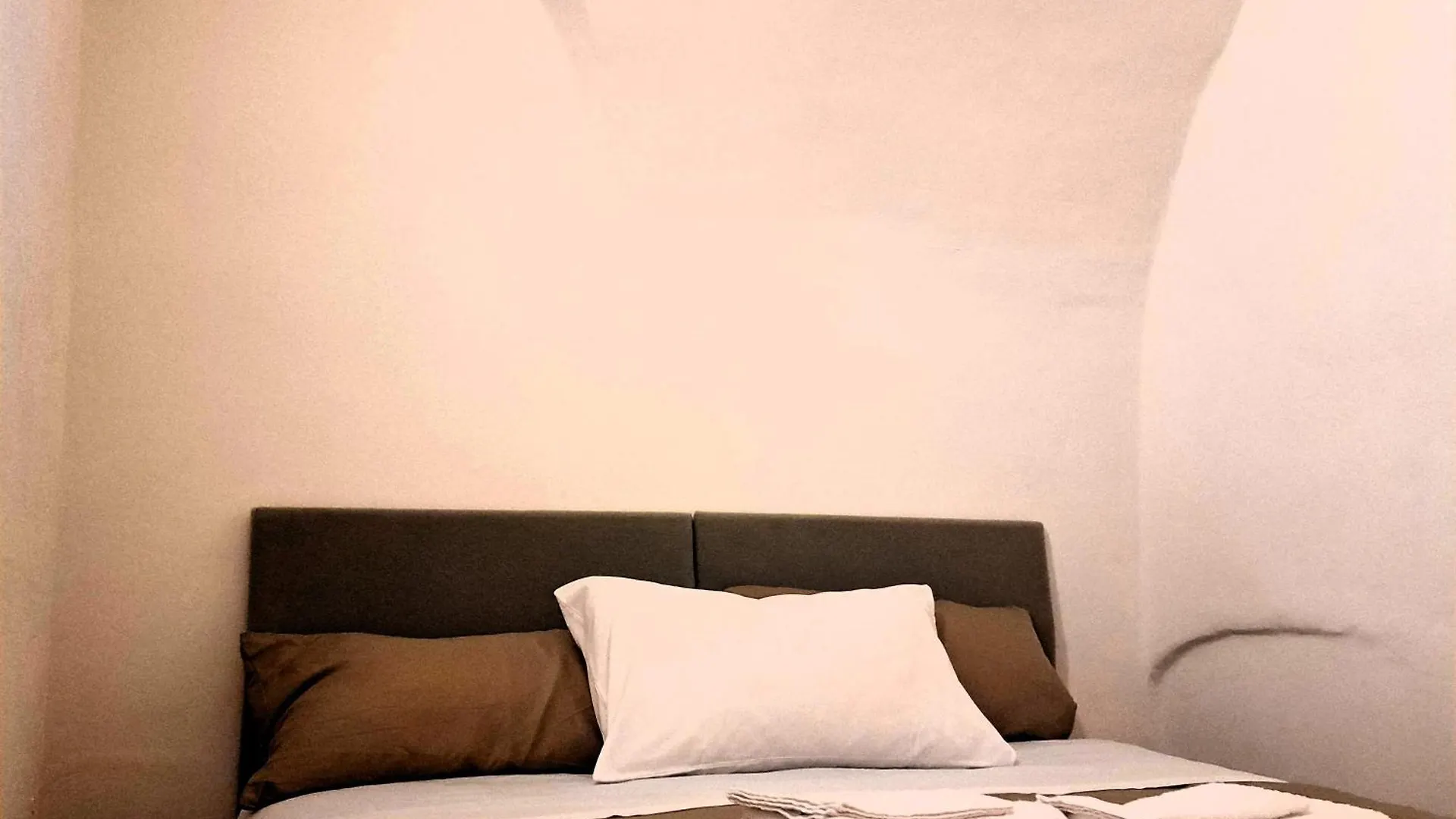 Casa Fiori - Zona Centrale Sanremo , 7 Min Dalle Spiagge Apartment