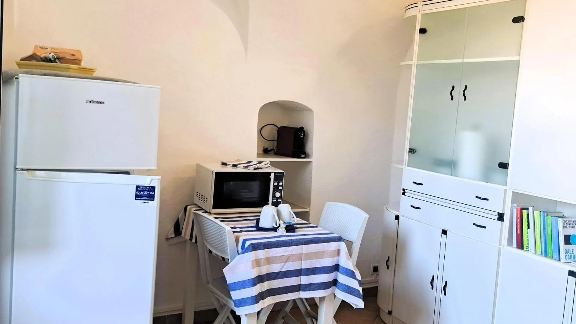 Casa Fiori - Zona Centrale Sanremo , 7 Min Dalle Spiagge 0*,  Italy